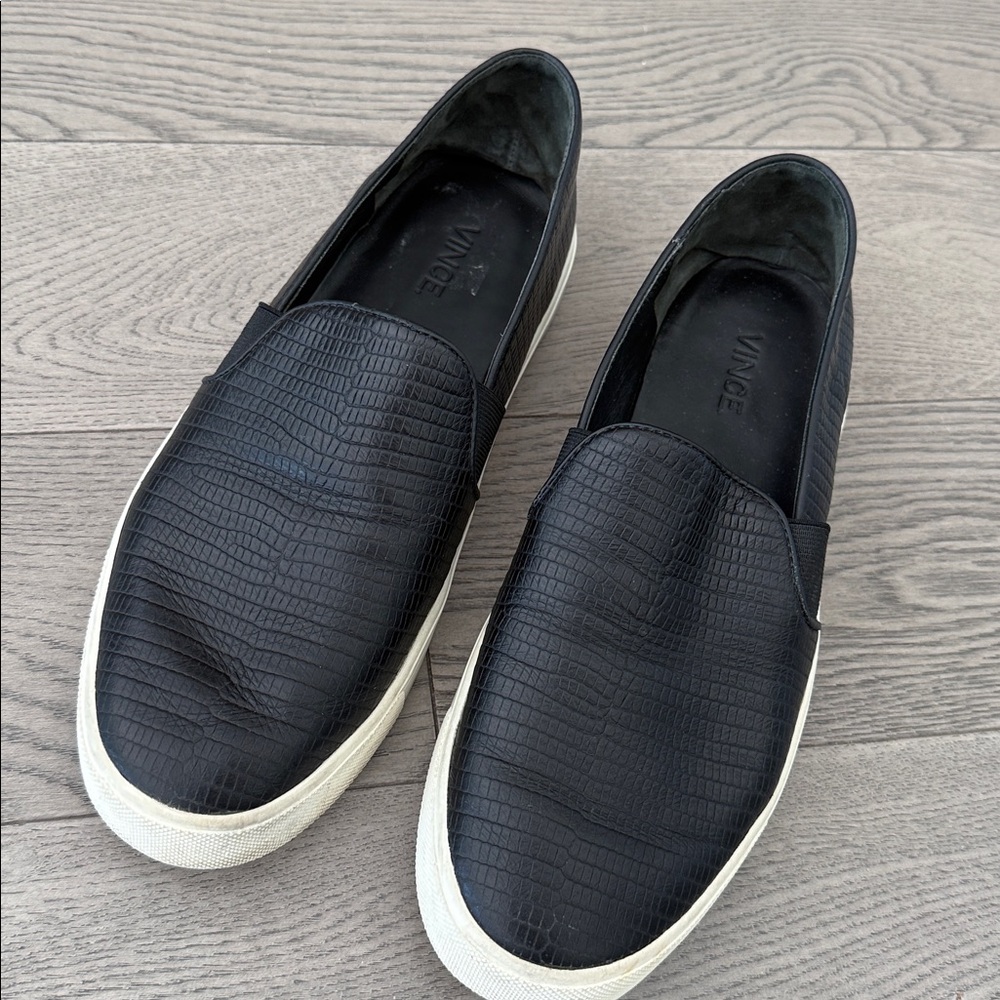 Vince Croc Embossed Black Ladies Slide on Loafers Size US 9M Euro 39 Gorgeous